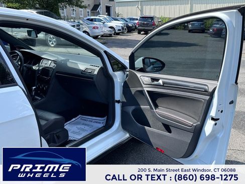 Used 2015 Volkswagen GTI SE w/ Lighting Package (SEL) FWD image 16