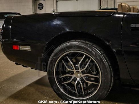 Used 1992 Chevrolet Corvette Convertible image 71