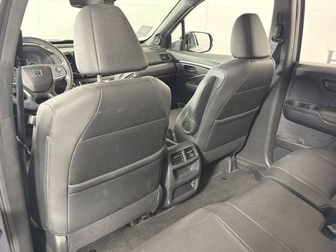 Used 2022 Honda Passport EX-L image 16