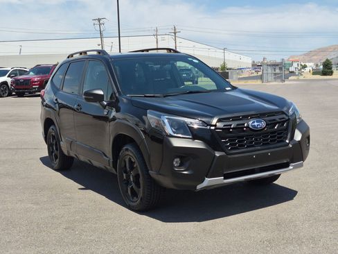 Used 2022 Subaru Forester Wilderness AWD/4WD image 8