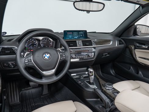 Used 2018 BMW 230i xDrive Convertible AWD/4WD image 16