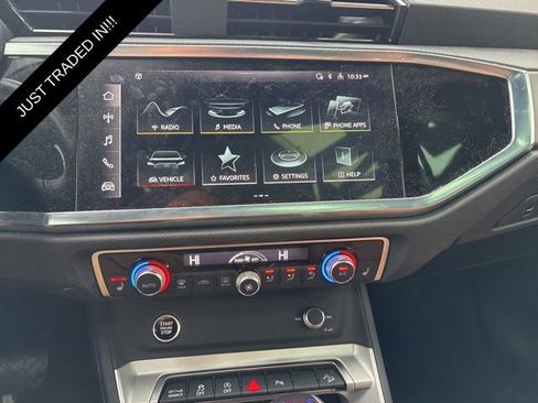 Used 2023 Audi Q3 2.0T Premium w/ Convenience Package image 10