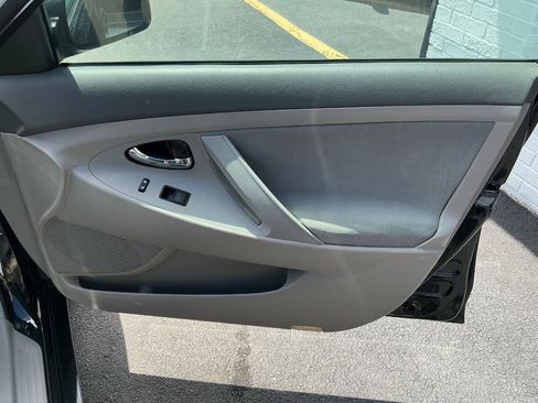Used 2009 Toyota Camry FWD image 20