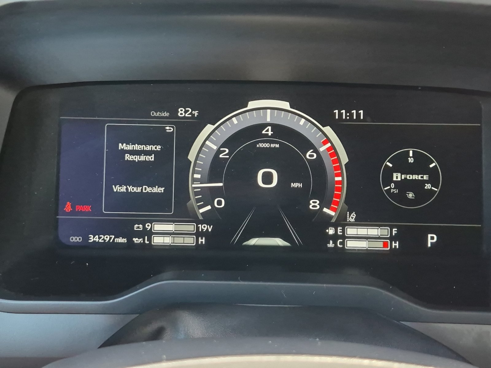 Certified 2025 Toyota Tundra Limited w/ TRD Off-Road Package AWD/4WD image 22