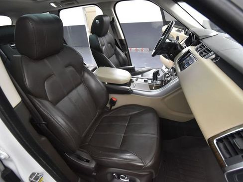 Used 2016 Land Rover Range Rover Sport HSE image 44