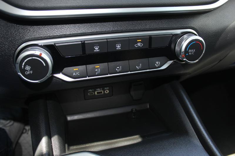 Used 2022 Nissan Altima 2.5 SV FWD image 32