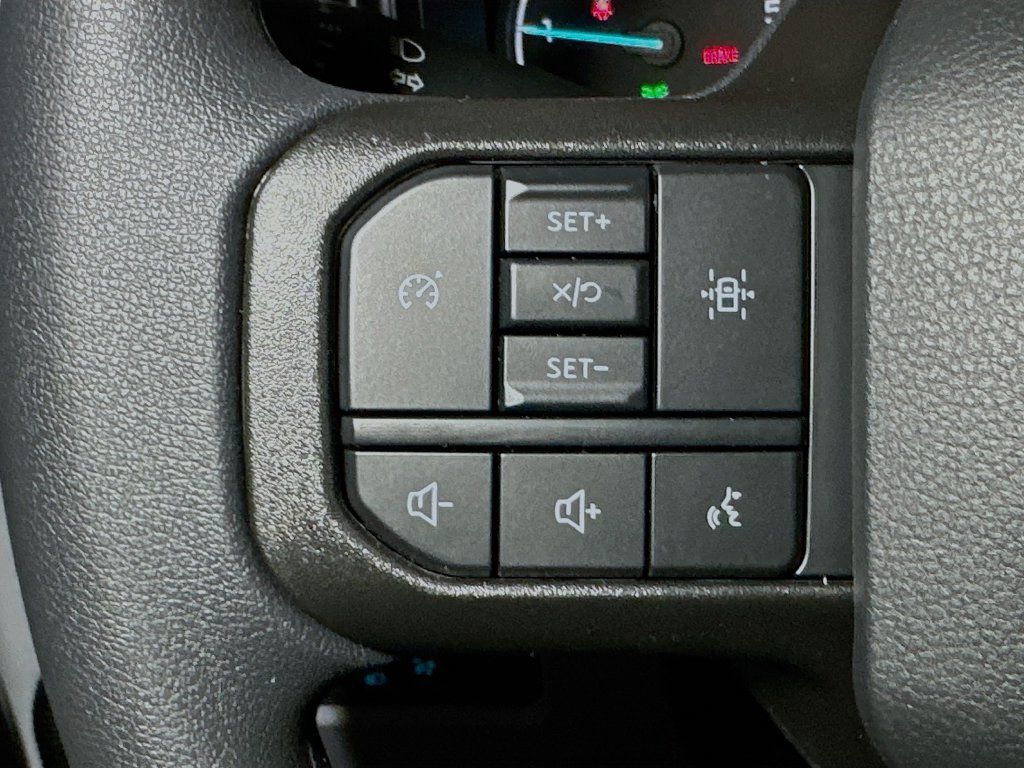 New 2026 Ford F550 4x4 Regular Cab Super Duty image 25