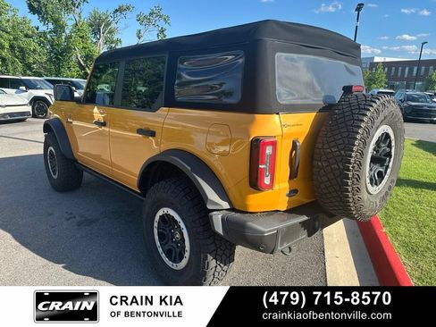 Used 2022 Ford Bronco Badlands AWD/4WD image 3