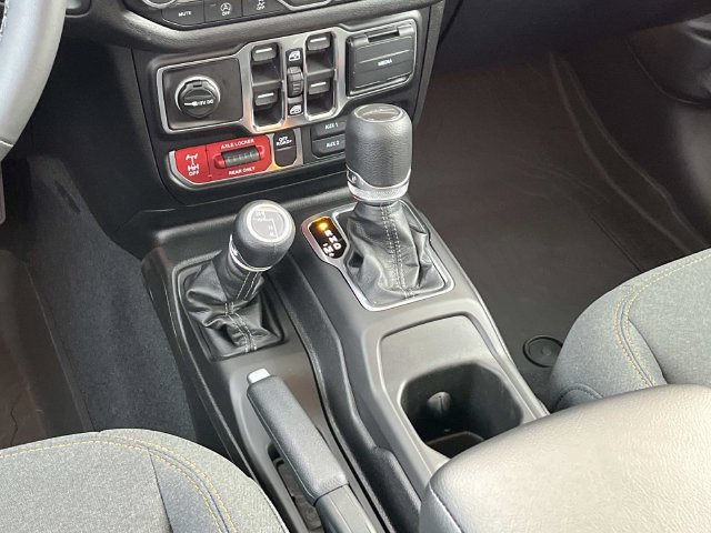 New 2026 Jeep Gladiator Sport AWD/4WD image 15