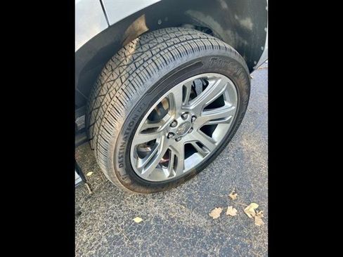 Used 2020 Cadillac Escalade Premium Luxury AWD/4WD image 9