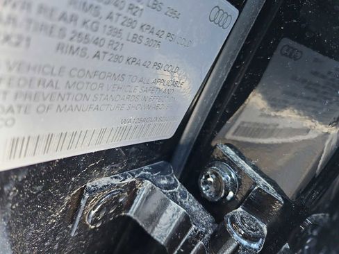 New 2025 Audi SQ5 Premium Plus image 7