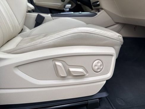 Used 2024 Audi Q5 2.0T Premium Plus image 12