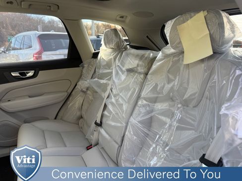 New 2026 Volvo XC60 B5 Ultra w/ Protection Package Premier image 14