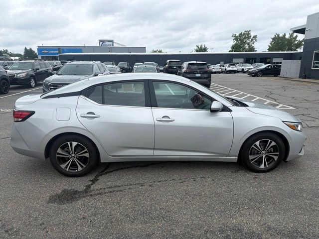 Used 2023 Nissan Sentra SV w/ All-Weather Package FWD image 4