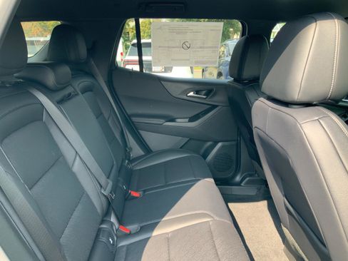 New 2026 Chevrolet Equinox LT w/ Convenience Package II image 12