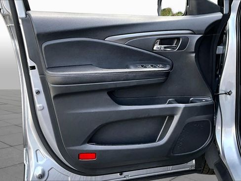 Used 2019 Honda Ridgeline RTL-T image 22