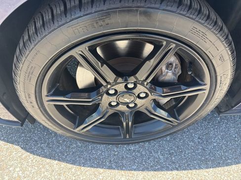 Used 2018 Ford Mustang GT Premium w/ Black Accent Package image 8