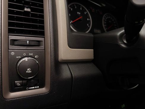 Used 2012 RAM 1500 Express image 37