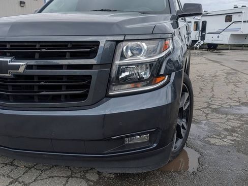 Used 2019 Chevrolet Suburban Premier AWD/4WD image 9