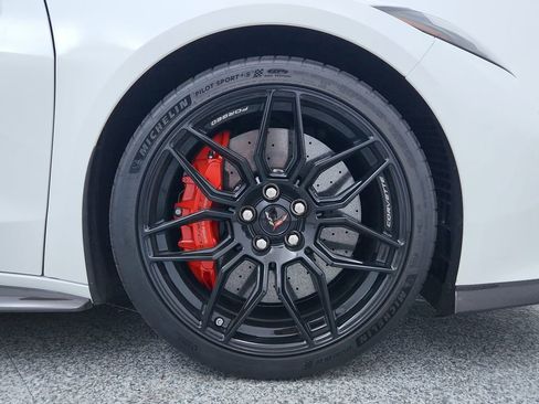 Used 2023 Chevrolet Corvette Z06 w/ Stealth Interior Trim Package image 16