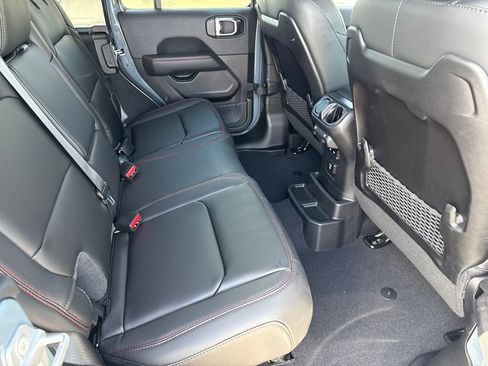 New 2026 Jeep Wrangler Unlimited Rubicon 392 w/ Quick Order Package 27X Moab AWD/4WD image 15
