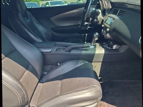 Used 2010 Chevrolet Camaro LT w/ RS Package RWD image 10