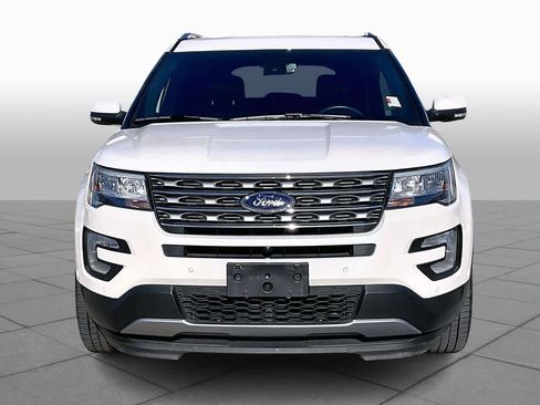 Used 2016 Ford Explorer Limited w/ Equipment Group 301A image 3