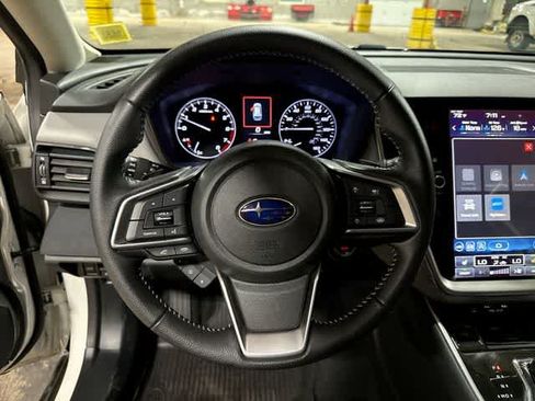 Used 2020 Subaru Outback Premium AWD/4WD image 18