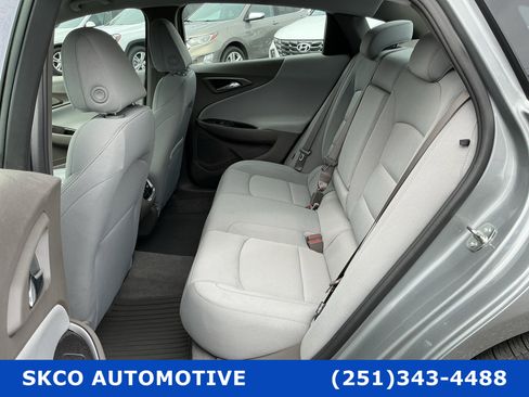 Used 2023 Chevrolet Malibu LT image 14