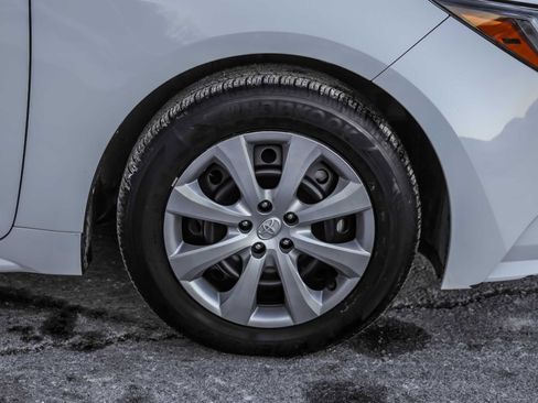 Certified 2025 Toyota Corolla LE image 7