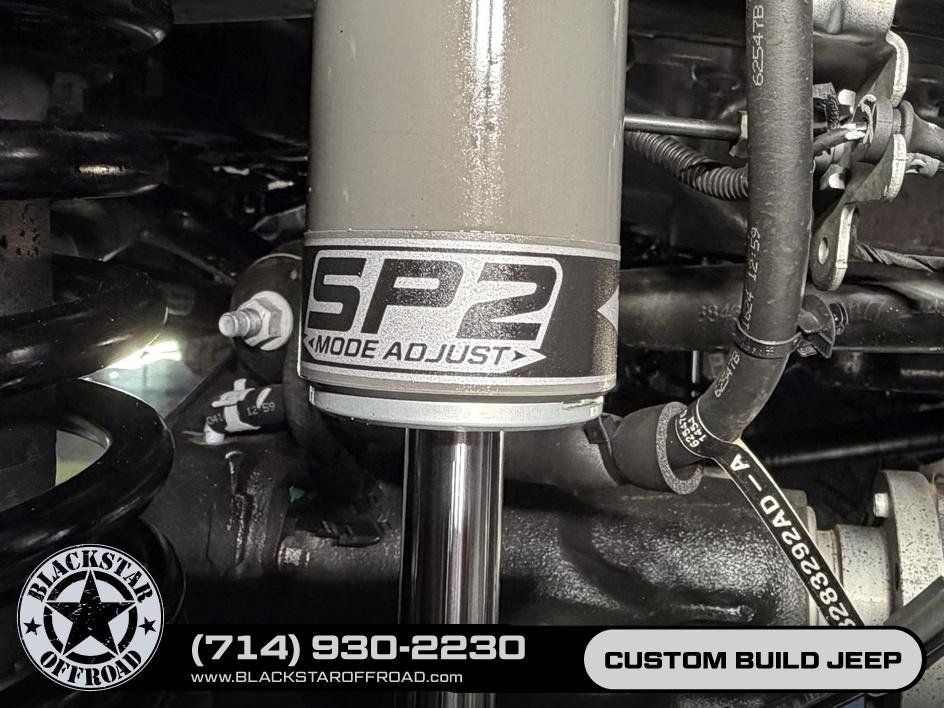 Used 2024 Jeep Wrangler Unlimited Rubicon w/ Technology Group AWD/4WD image 35