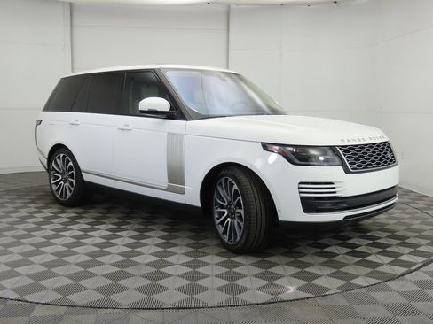 Used 2022 Land Rover Range Rover Westminster Edition image 3