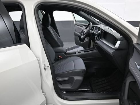 New 2026 Volkswagen Tiguan SE R-Line AWD/4WD image 14