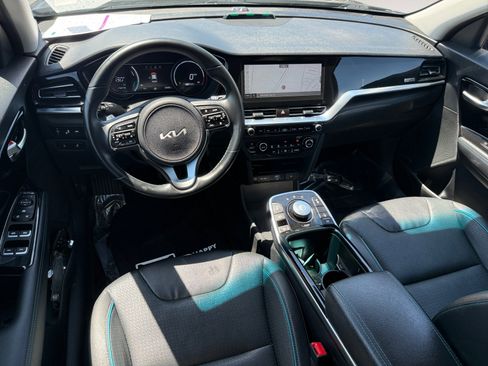 Used 2022 Kia Niro EX Premium FWD image 15