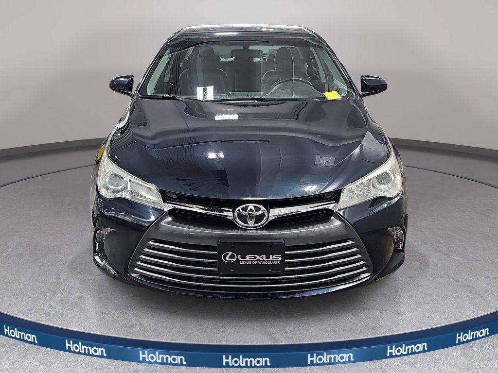 Used 2016 Toyota Camry XLE FWD image 3