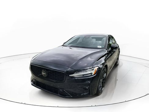 Certified 2024 Volvo S60 B5 Plus FWD image 1
