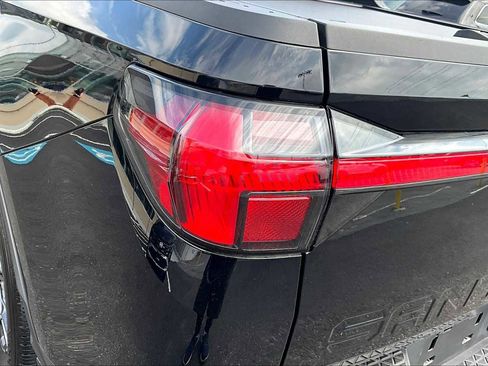 Used 2024 Hyundai Santa Cruz SEL w/ Activity Package image 28