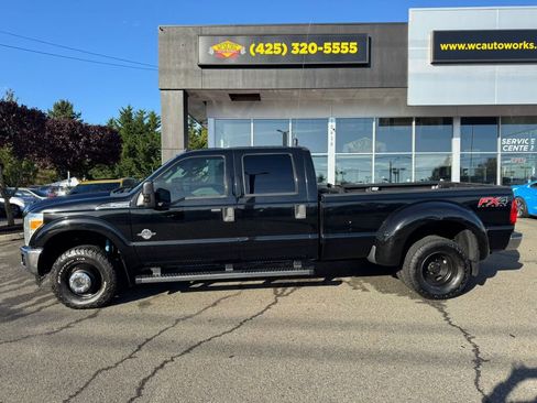 Used 2012 Ford F350 XLT w/ XLT Interior Pkg image 2