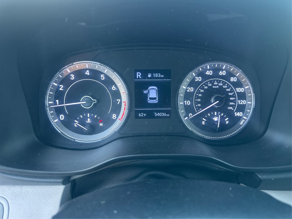 Used 2022 Hyundai Venue SEL FWD image 26