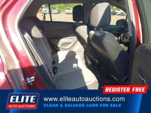 Used 2016 Chevrolet Trax LS FWD image 16