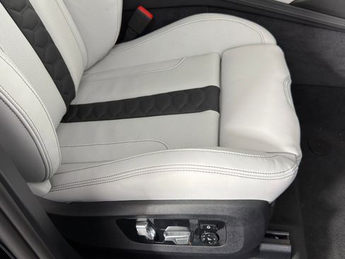 New 2026 BMW X5 M Competition w/ Executive Package image 33