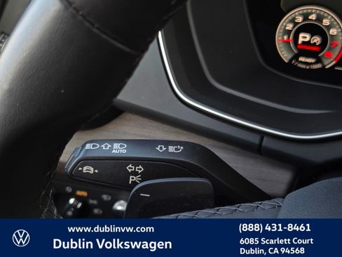 Used 2023 Audi Q5 2.0T Prestige w/ Prestige Package image 26