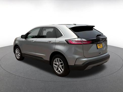 Used 2024 Ford Edge SEL AWD/4WD image 11