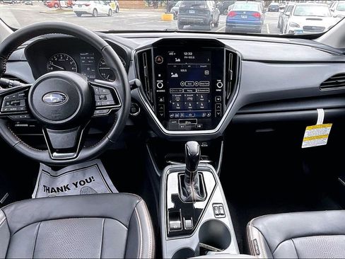Certified 2025 Subaru Crosstrek 2.5i Limited w/ Crosstrek Mirror Package image 18