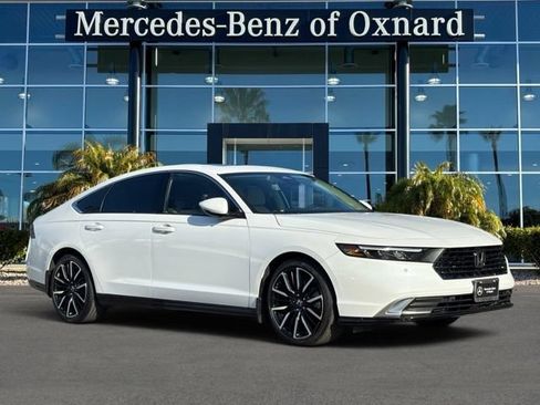 Used 2025 Honda Accord Touring image 1