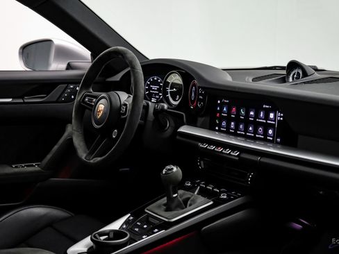 Used 2024 Porsche 911 Carrera GTS image 52