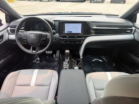 Used 2026 Toyota Camry SE w/ Convenience Package FWD image 21