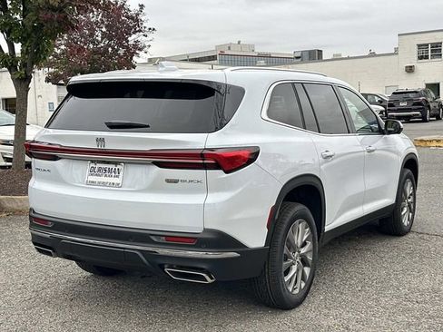 New 2026 Buick Enclave Preferred image 2