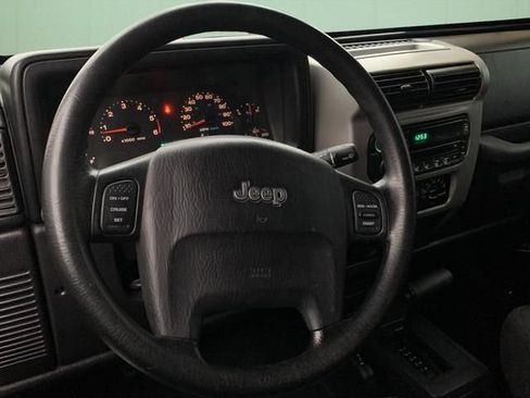 Used 2006 Jeep Wrangler Rubicon w/ Security Group AWD/4WD image 27