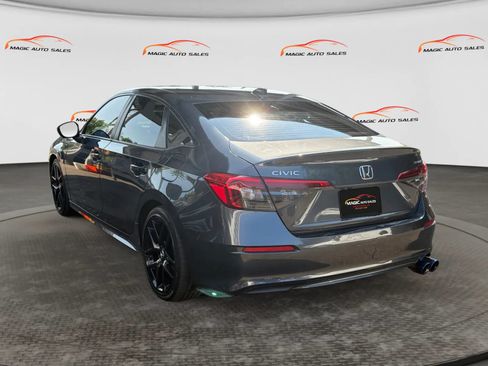 Used 2022 Honda Civic Sport image 8